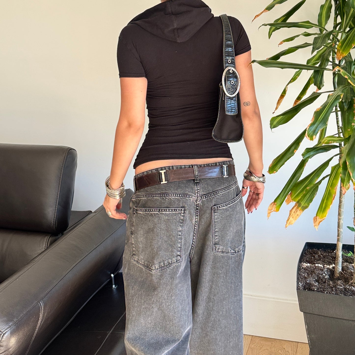 Black Fitted Hooded Top