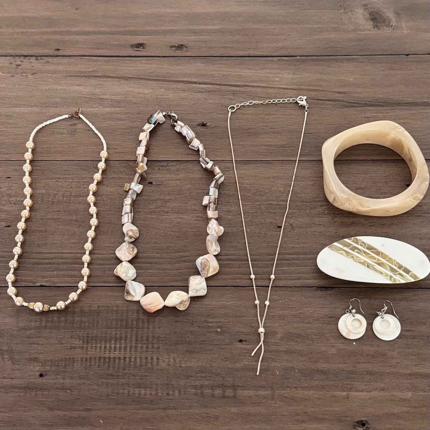 Cream Jewelry Set