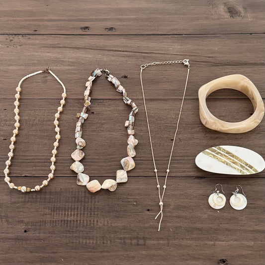 Cream Jewelry Set