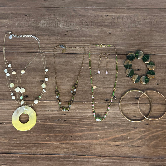 Green & Gold Jewelry Set