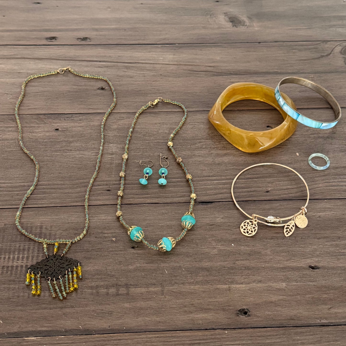 Turquoise & Gold Jewelry Set